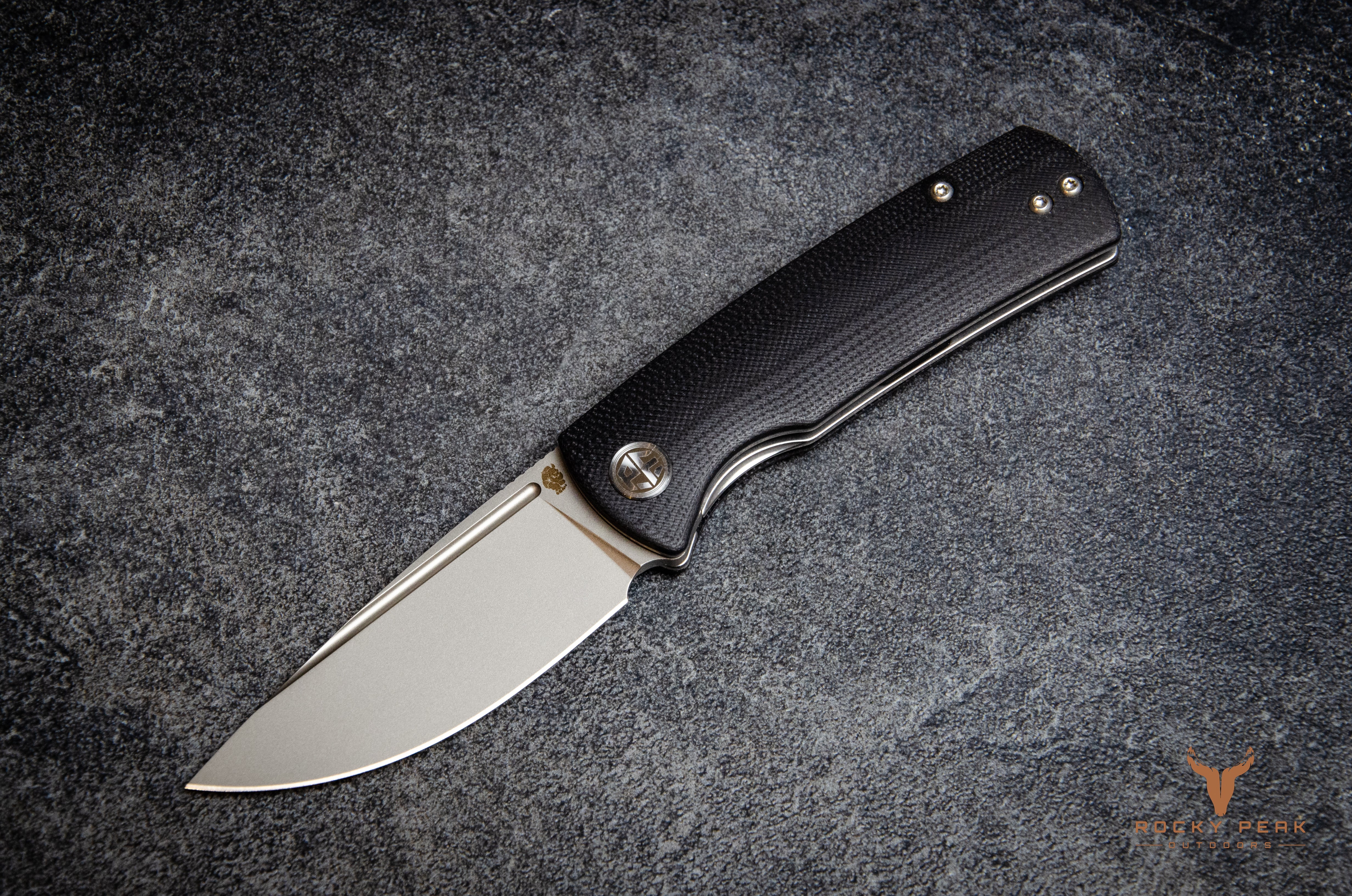 Petrified Fish Beluga Mini Black/Satin