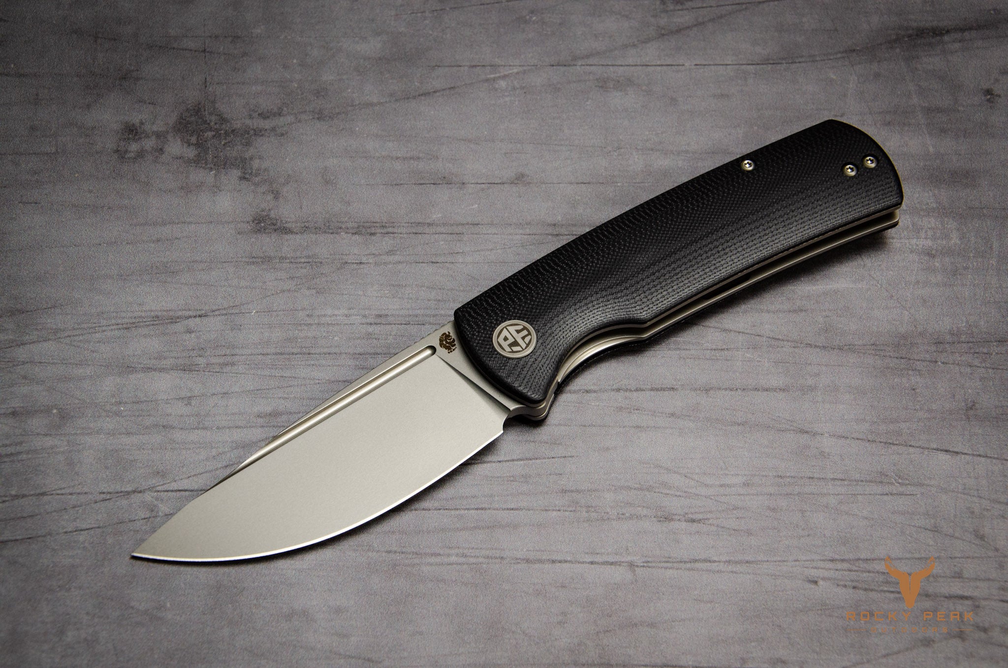 Petrified Fish Beluga Black