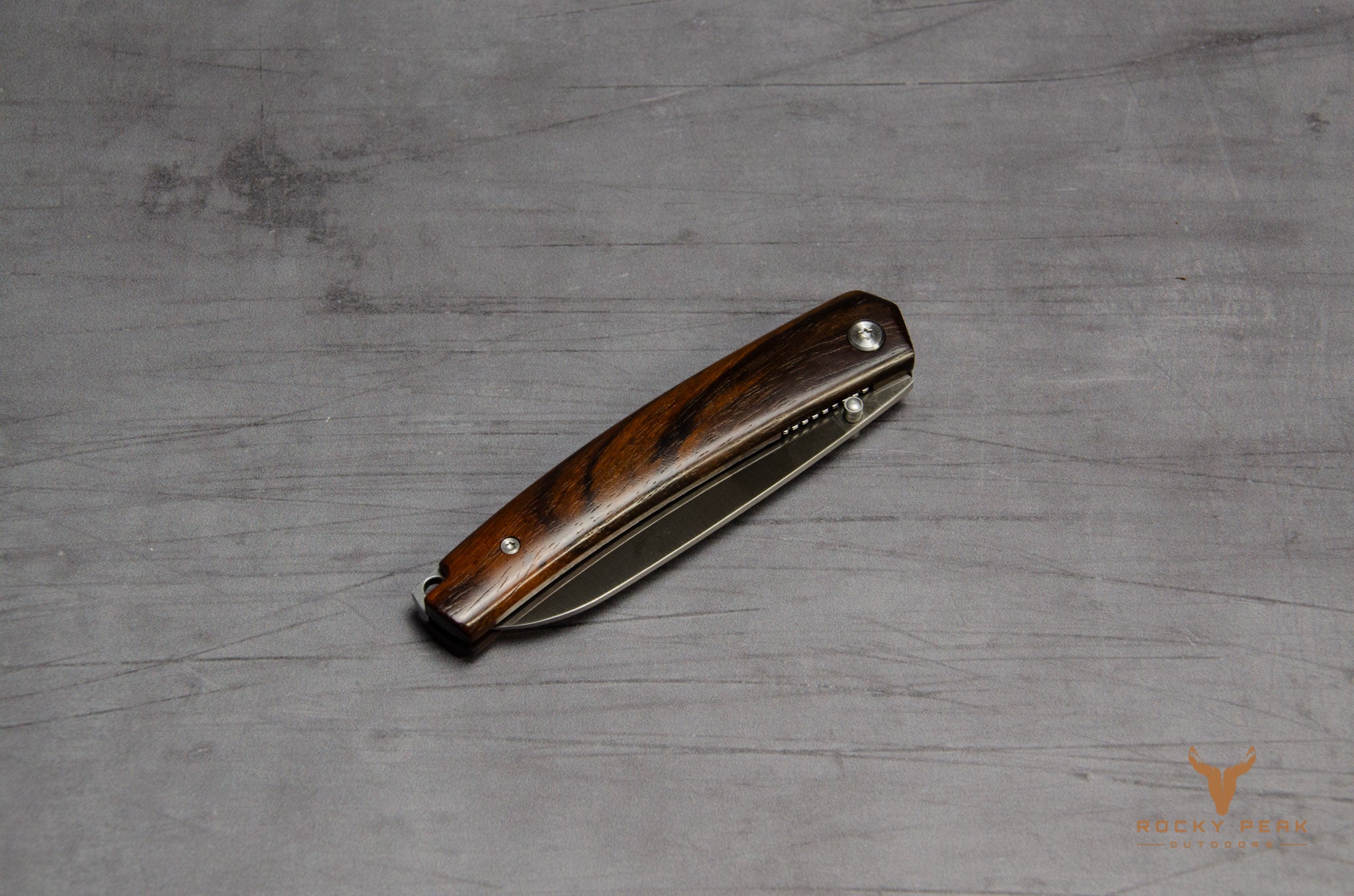 Petrified Fish Patte Sandalwood